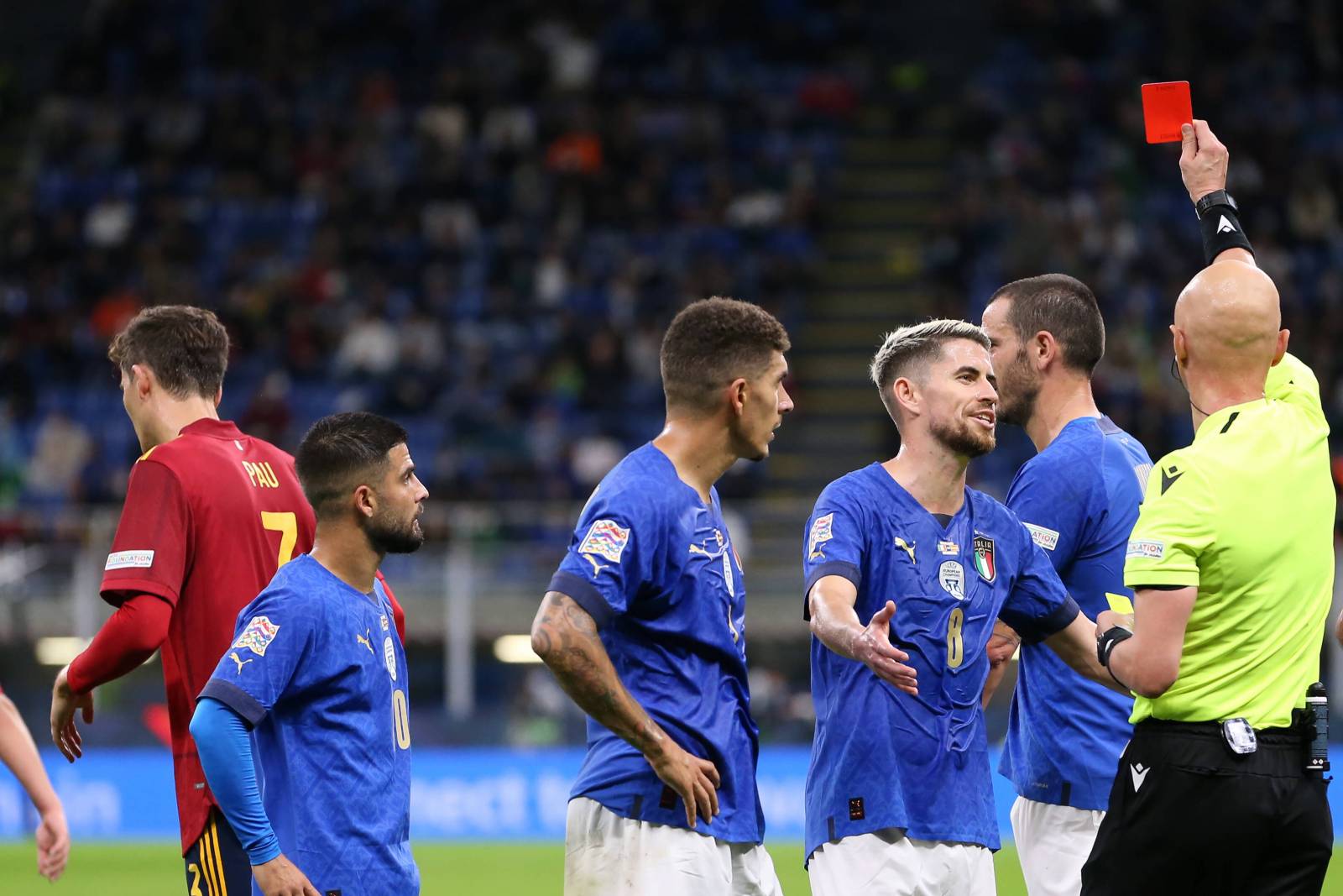 Решение Карасёва повлияло на результат матча Италия – Испания: по делу ли россиянин удалил Бонуччи