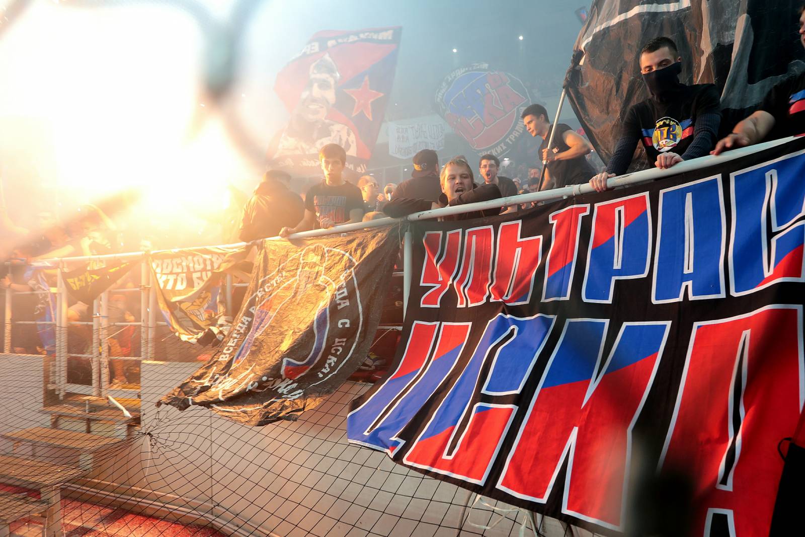 Стало известно, чем для ЦСКА грозит устроенное фанатами пиротехническое шоу в матче против «Зенита»