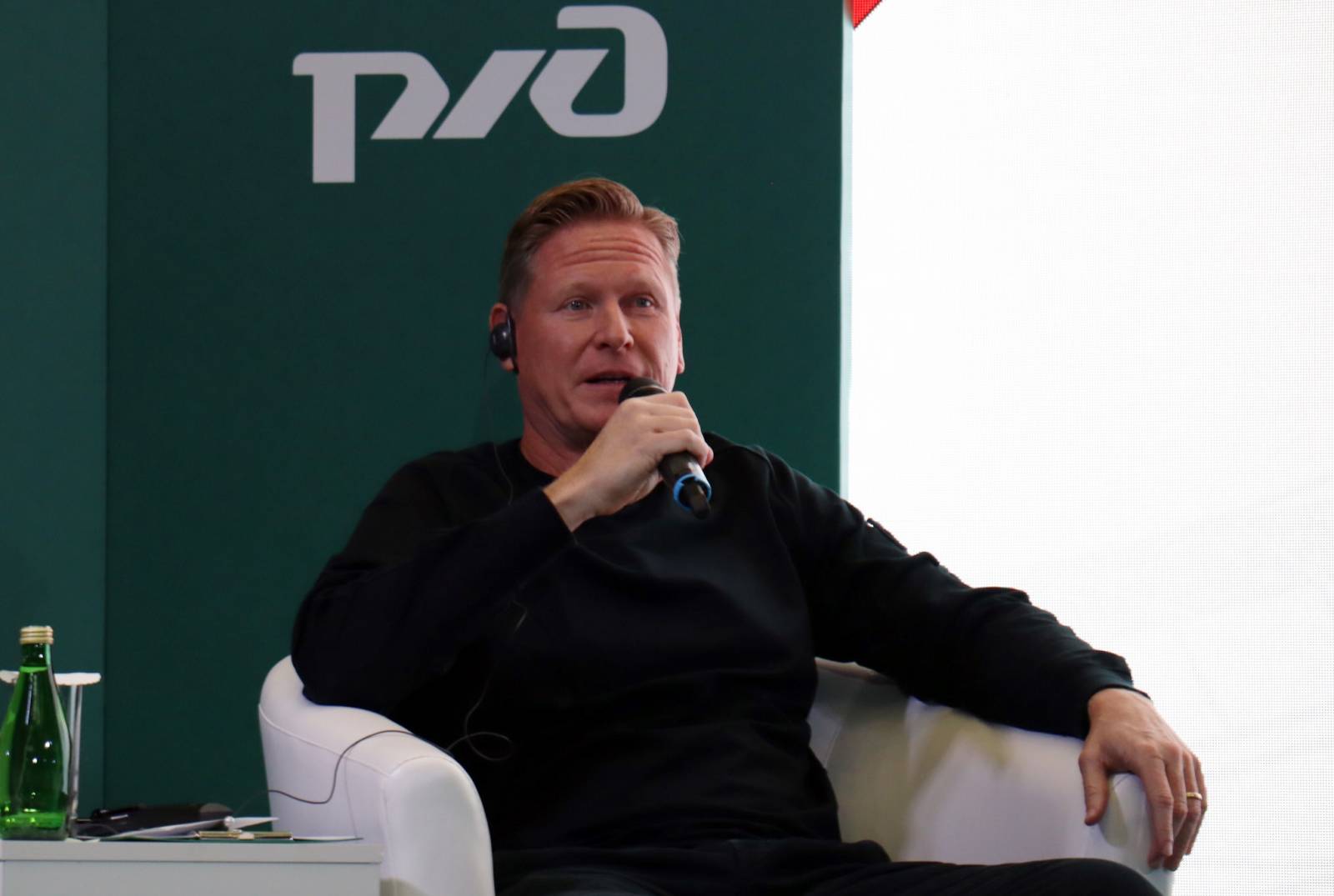 Спортивный директор «Локомотива» высказался о работе Гисдоля