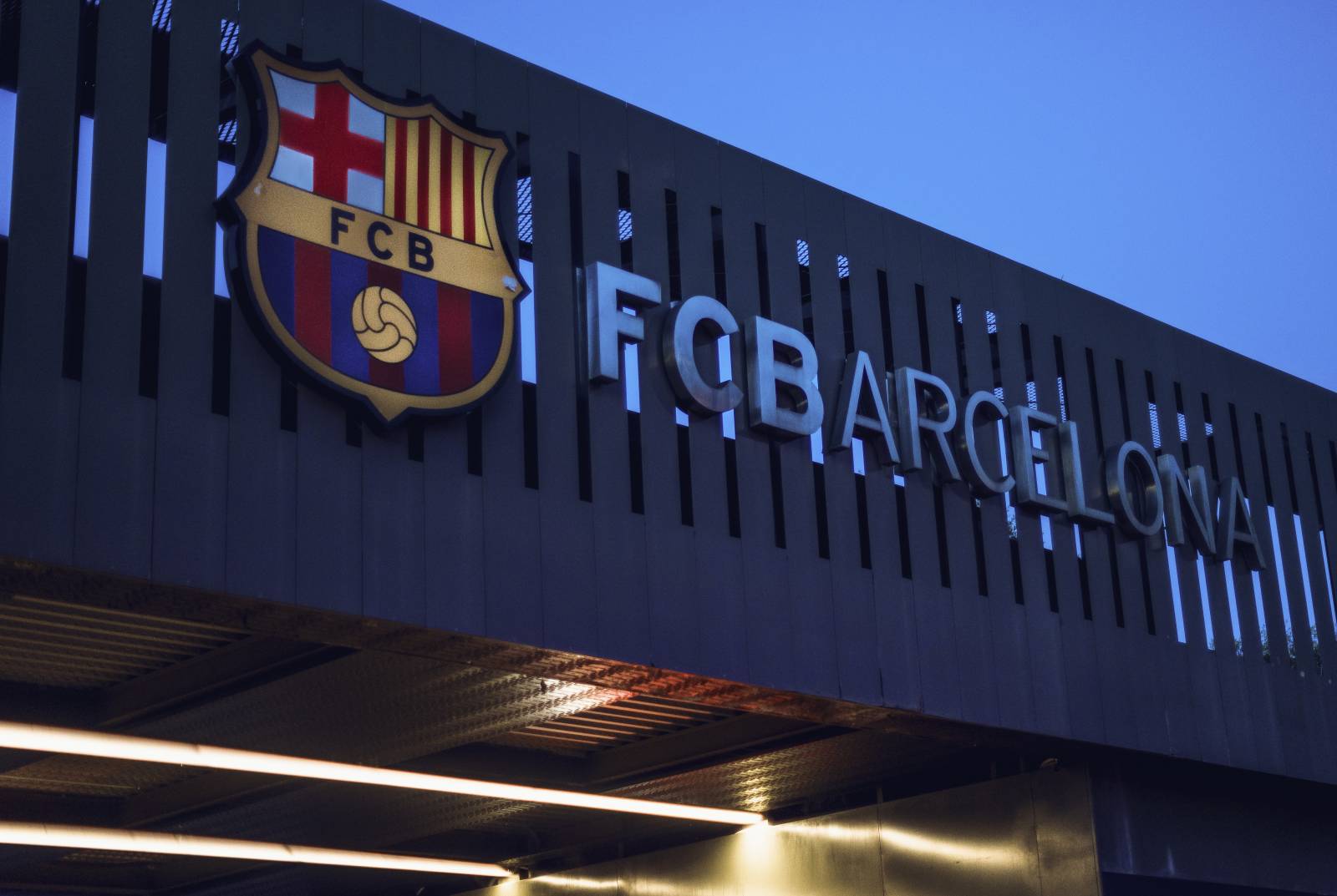 «Барселоне» предложили самый дорогой спонсорский пакет в истории футбола