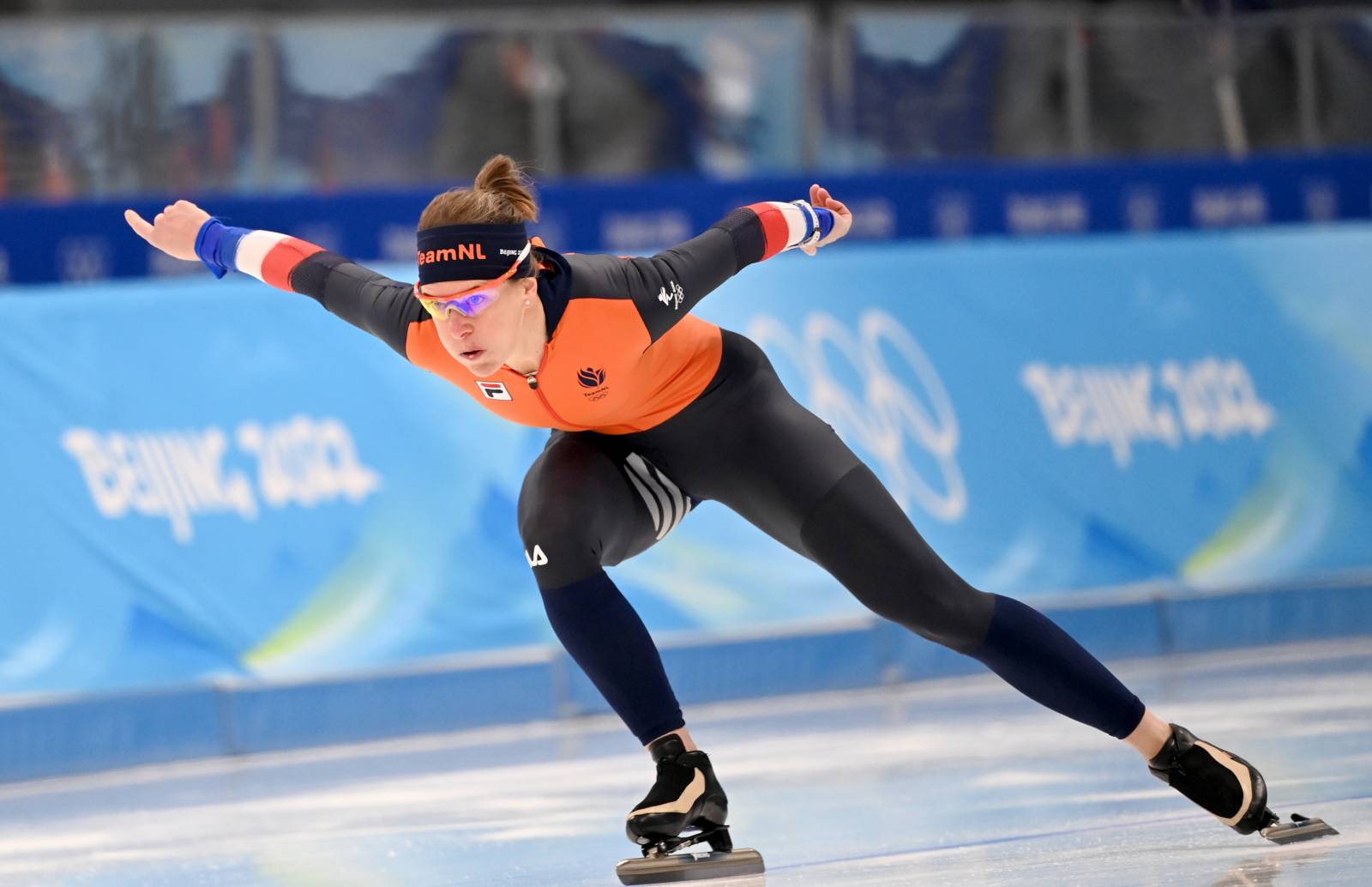 Россия осталась без медалей на дистанции 1500 метров, победила Ирен Вюст с олимпийским рекордом