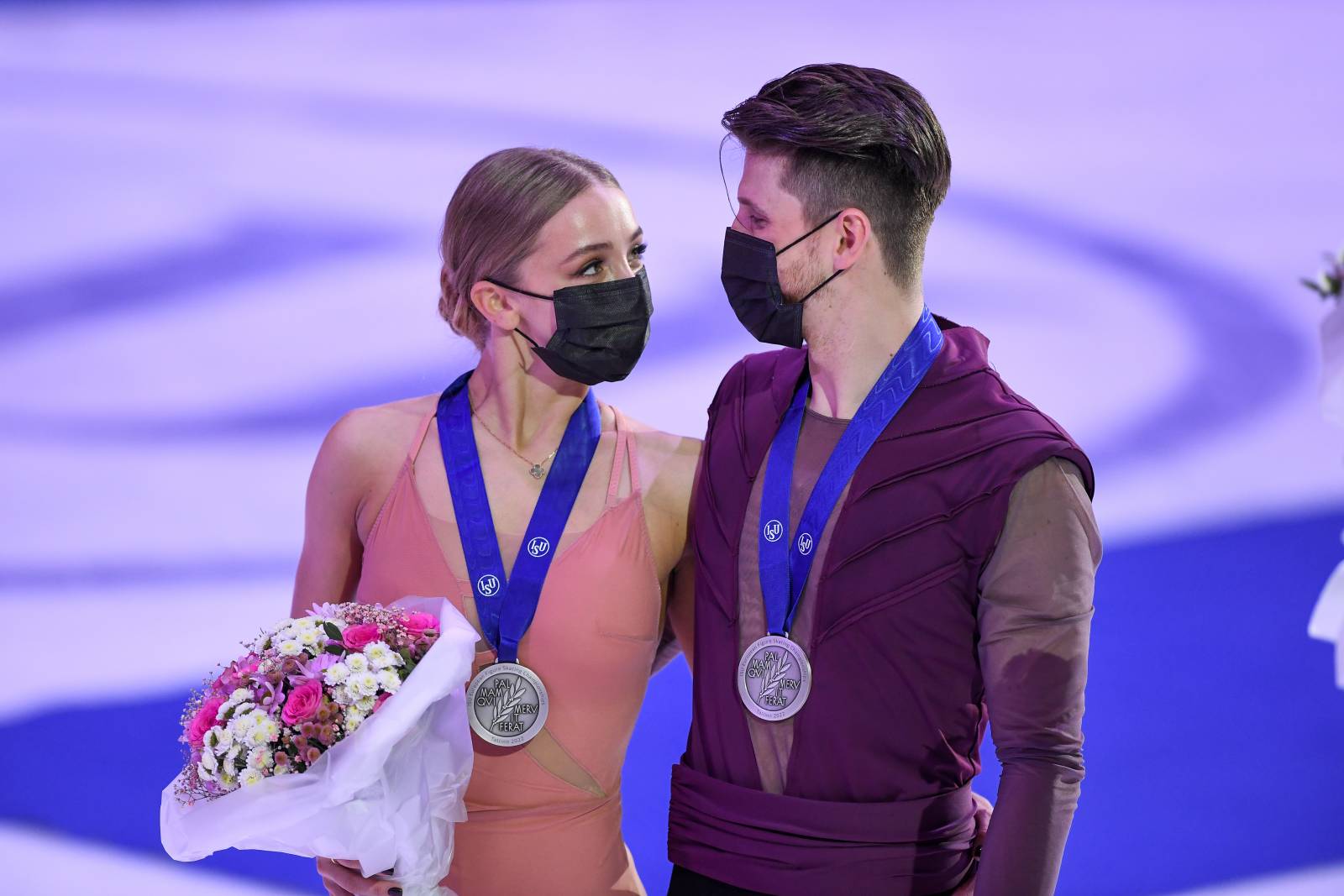 Степанова и Букин вылетают в Пекин для участия в Олимпийских играх -  LiveResult