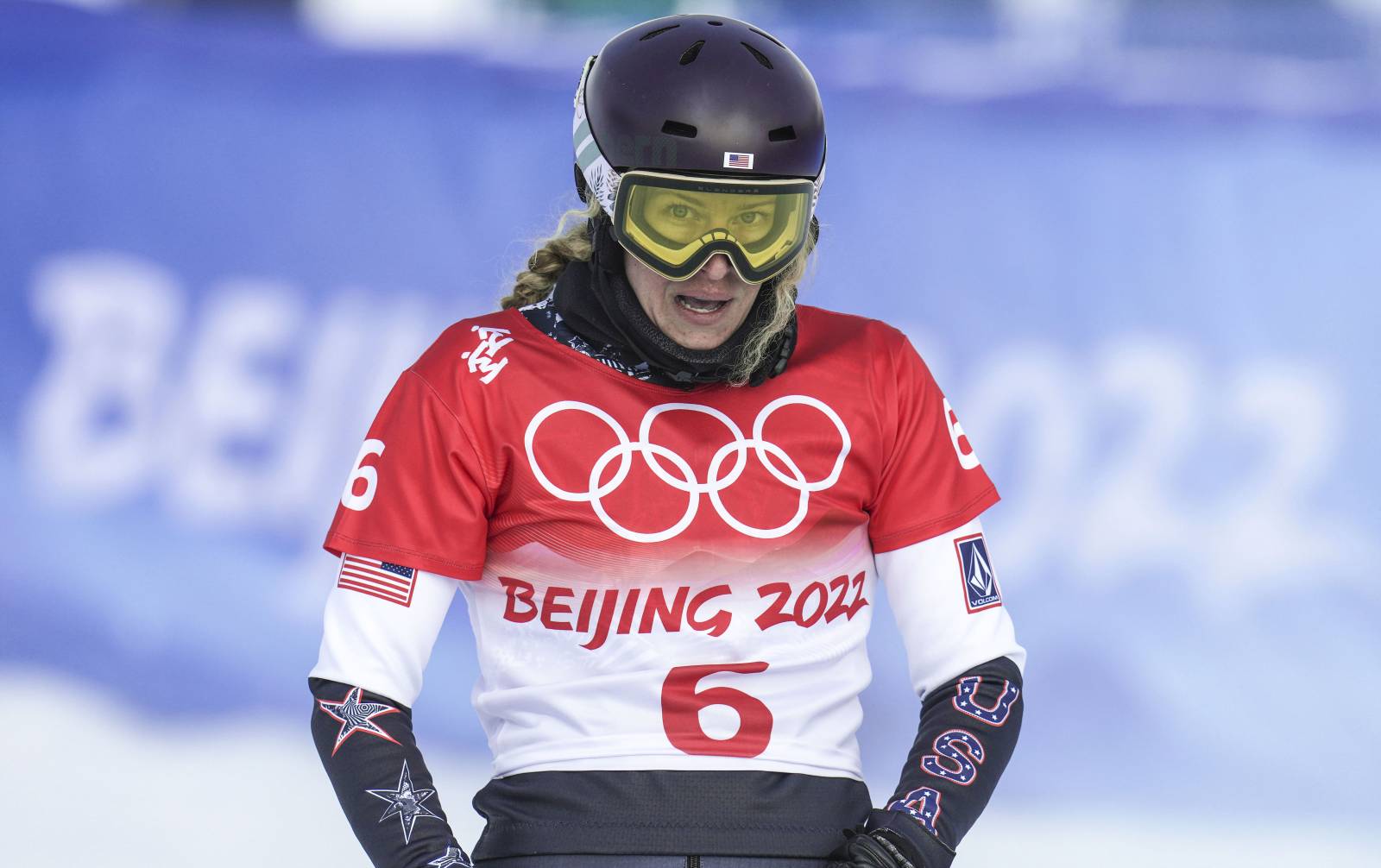 Первое «золото» для США в Пекине: Джейкобеллис стала олимпийской чемпионкой в сноуборд-кроссе
