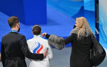 Олимпийская чемпионка Савченко – о методах работы Тутберидзе: «Думаю, дети там страдают»