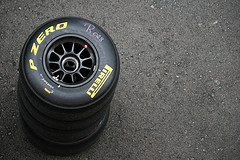 Pirelli хочет поставлять не два комплекта шин на уик-энд, а четыре