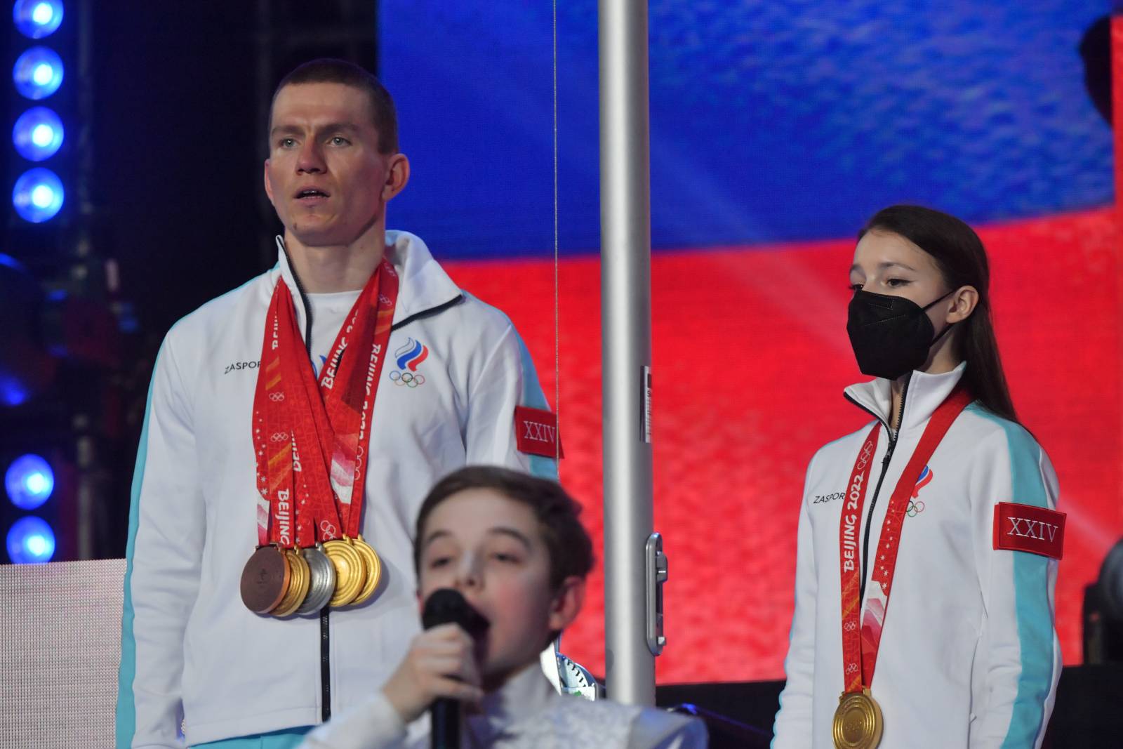 Российские призеры Олимпиады-2022 не получат автомобили из-за санкций