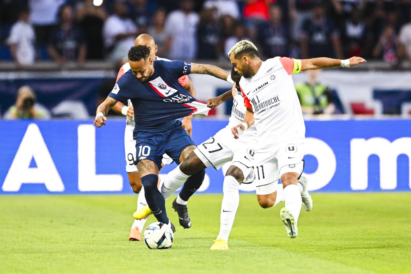 «ПСЖ» второй матч подряд отгрузил пять мячей в ворота соперника: на этот раз не повезло «Монпелье»