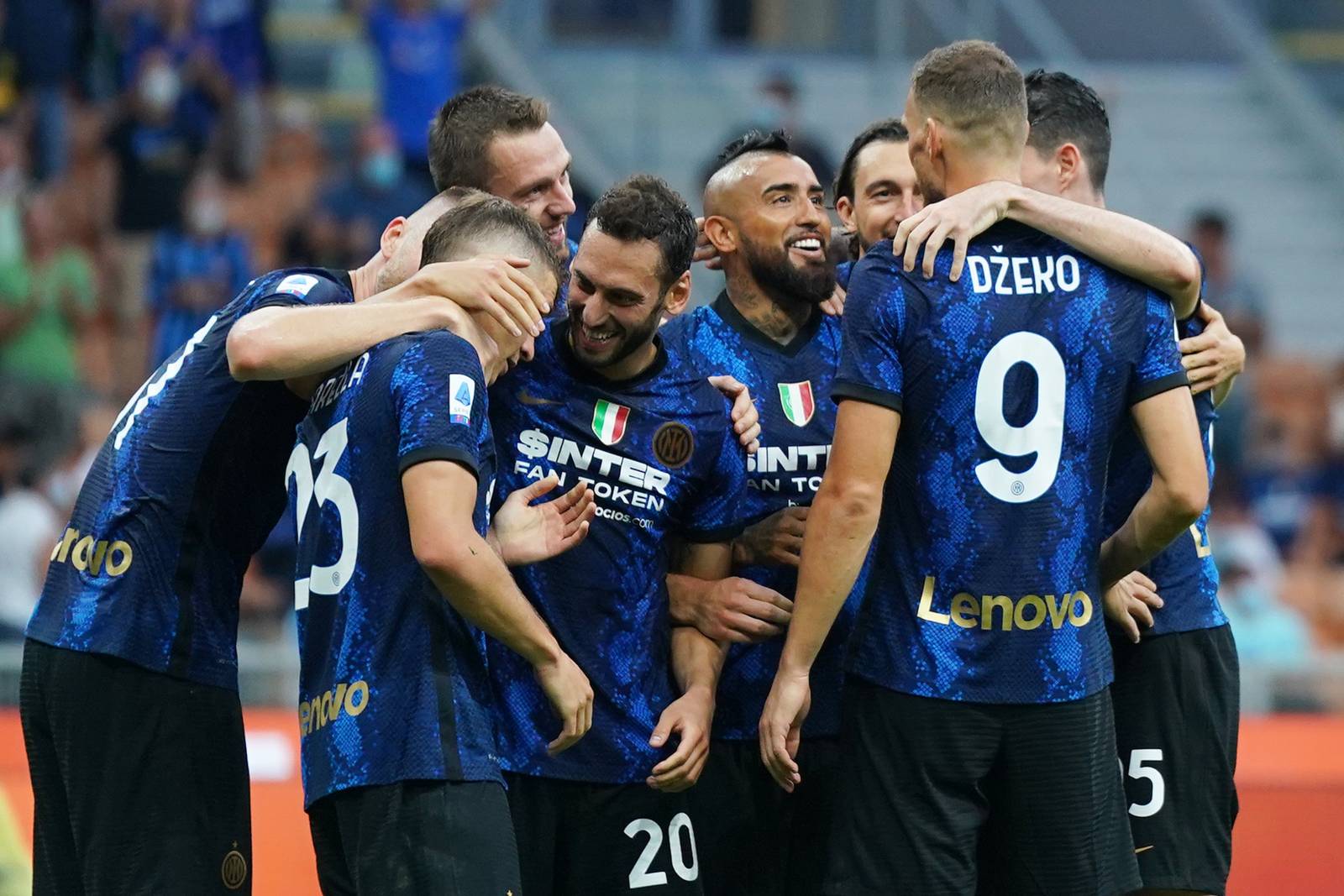 Тренер «Интера» объяснил, за счёт чего его команда обыграла «Барселону ...