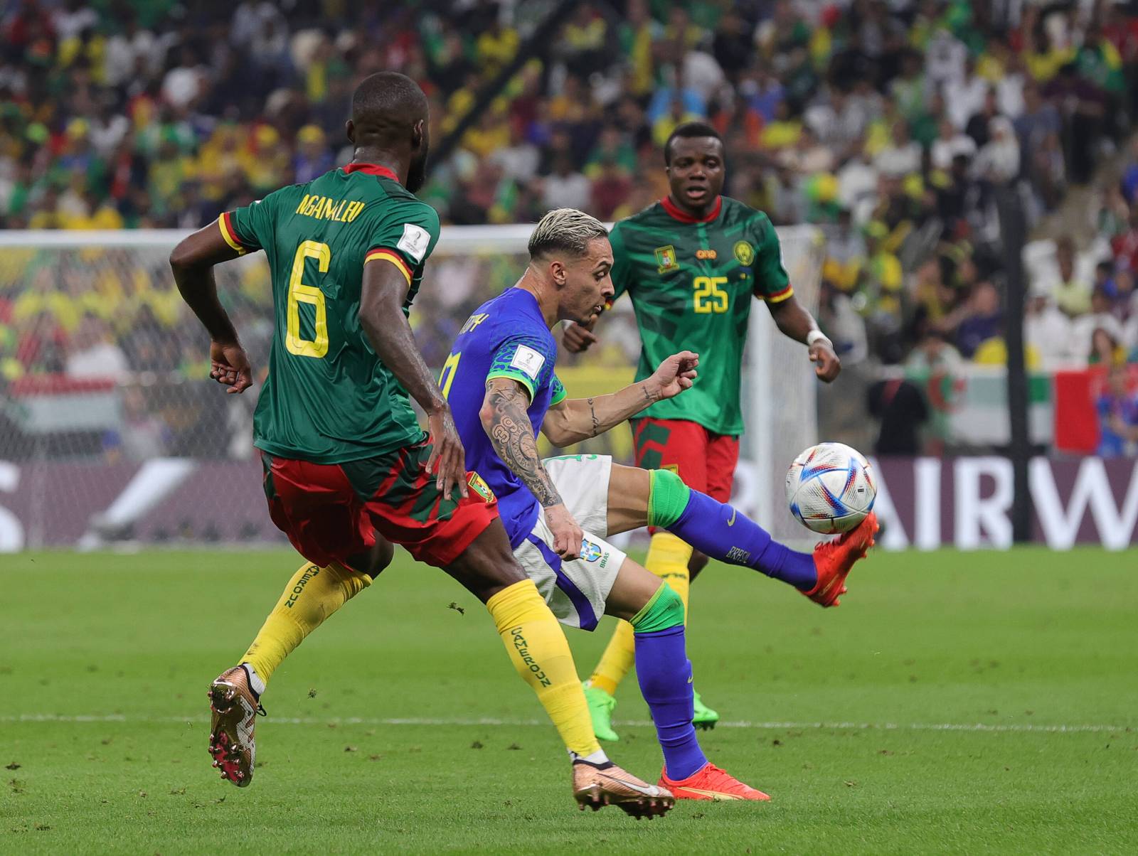 Сборная Камеруна на флажке вырвала победу у второго состава Бразилии, но пролетела мимо плей-офф ЧМ-2022