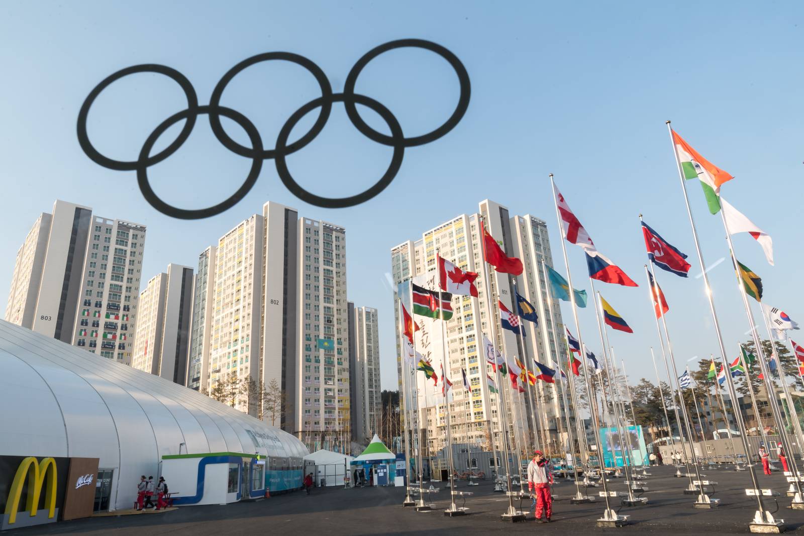 Российским спортсменам могут запретить участвовать в командных видах спорта на Олимпиаде-2024
