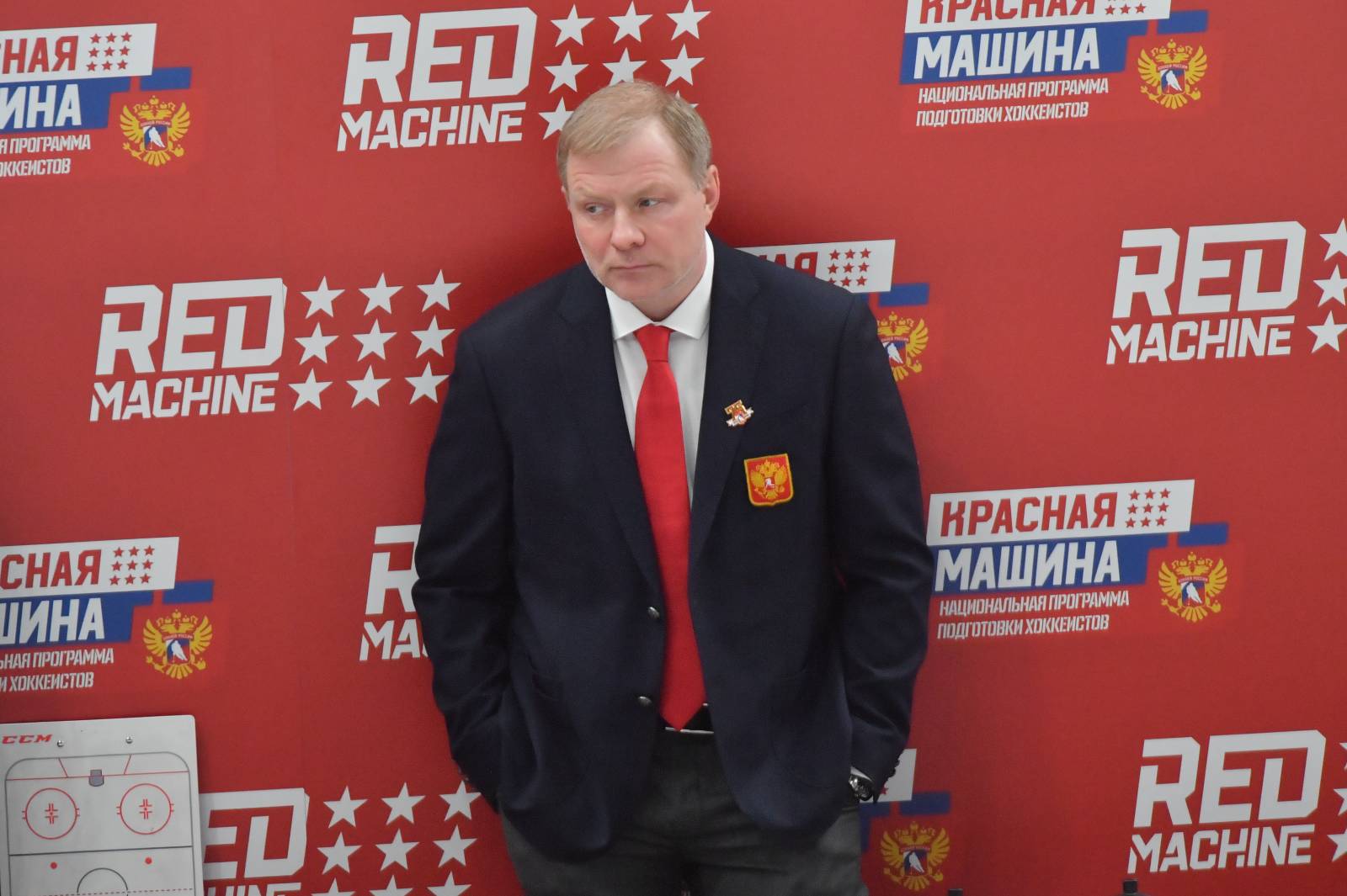 Жамнов покинет пост главного тренера сборной России в мае