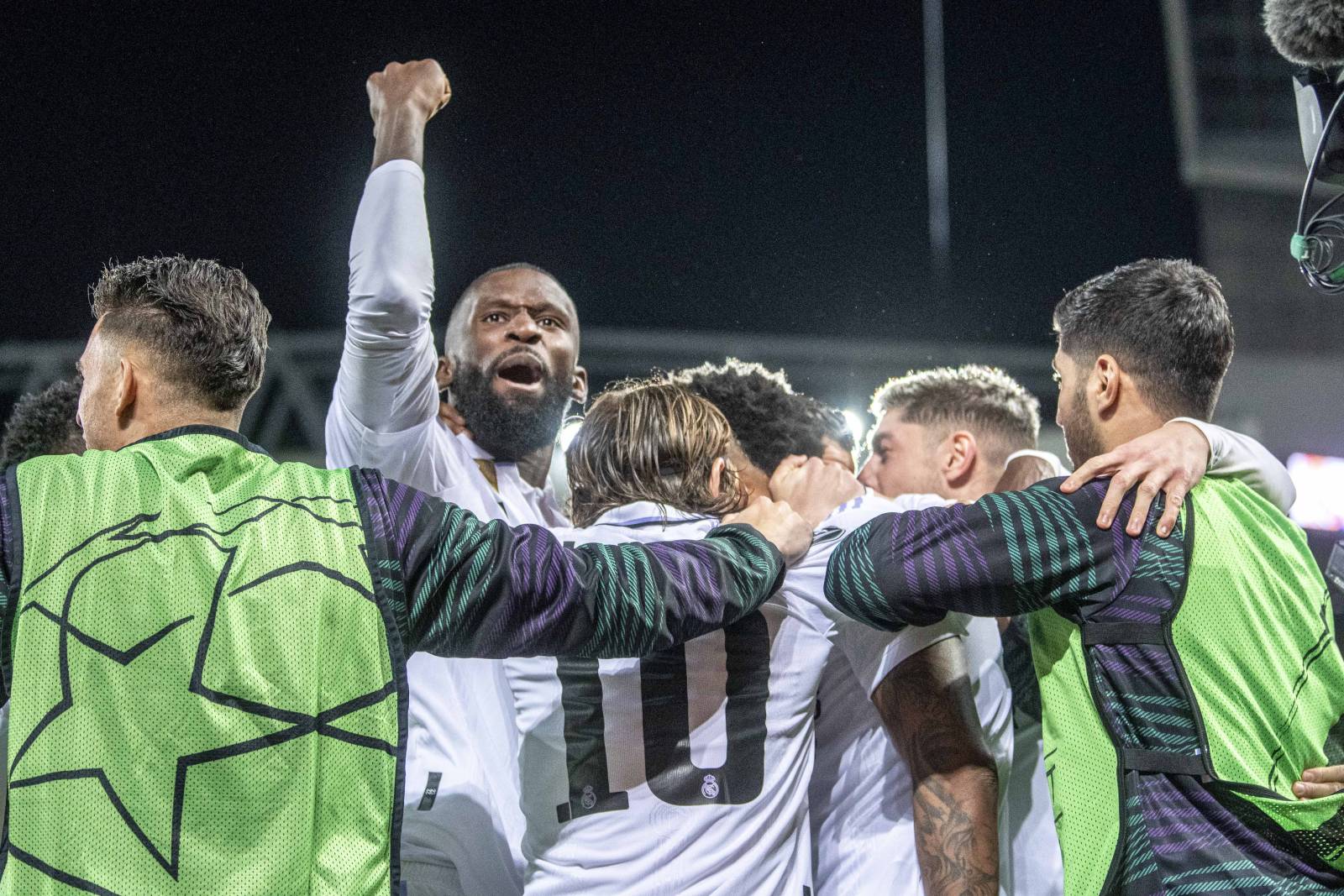 Прямые спортивные матчи