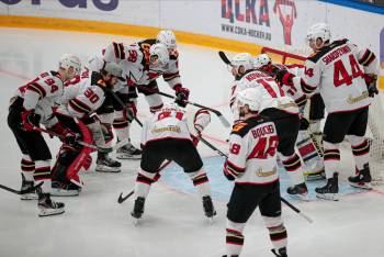 Плющев: «Авангард» вытащит серию плей‑офф с «Локомотивом»