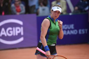 Павлюченкова легко выиграла на старте турнира в Руане