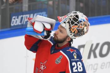 «Это хороший опыт, буду сильнее»: Иван Федотов оценил свой дебют в НХЛ