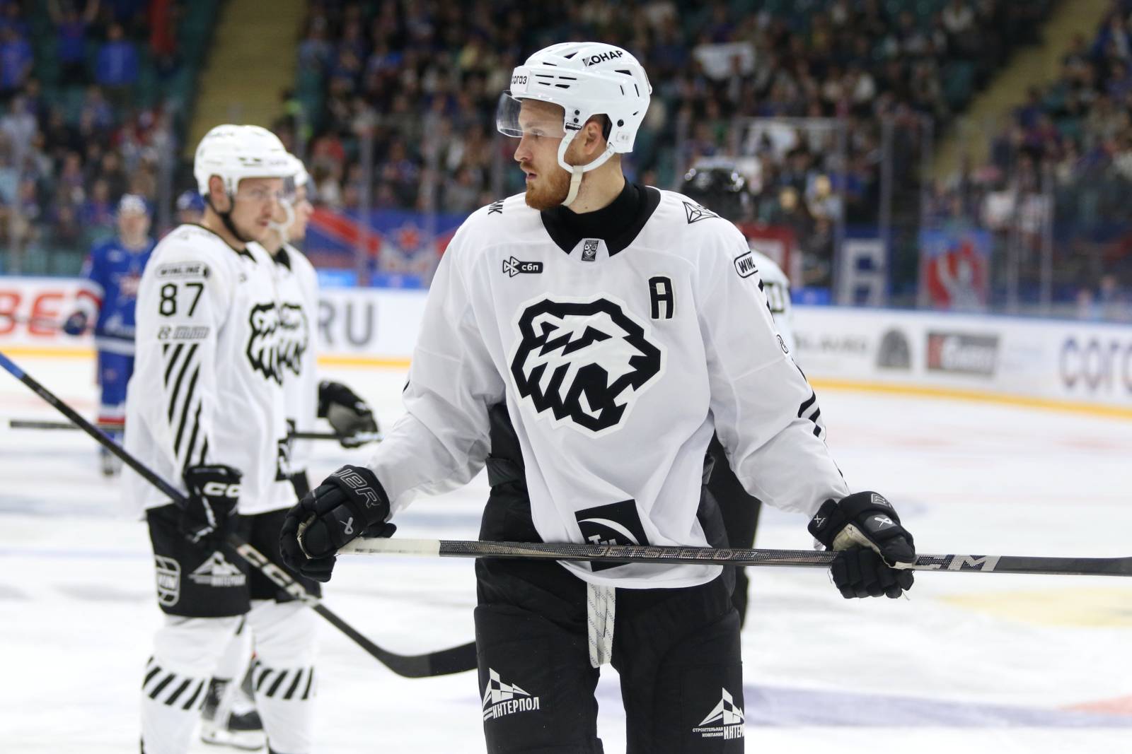 «Трактор» в результативном матче обыграл «Барыс» на своём льду