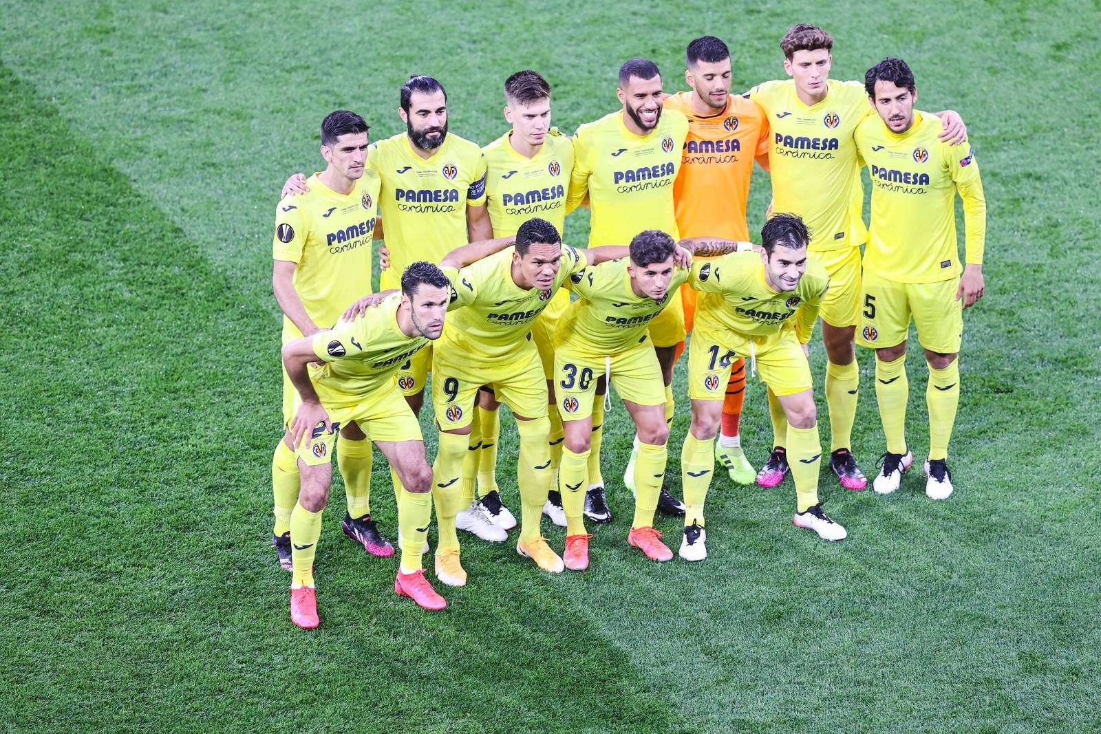 Игроки Вильярреала на тренировке