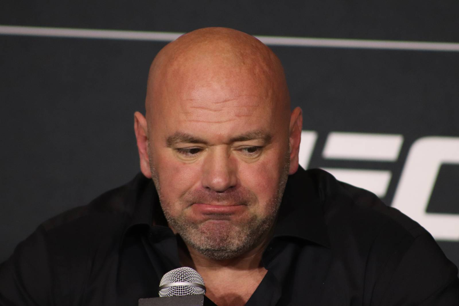 Президент UFC недоволен решением судей боя Блахович - Адесанья