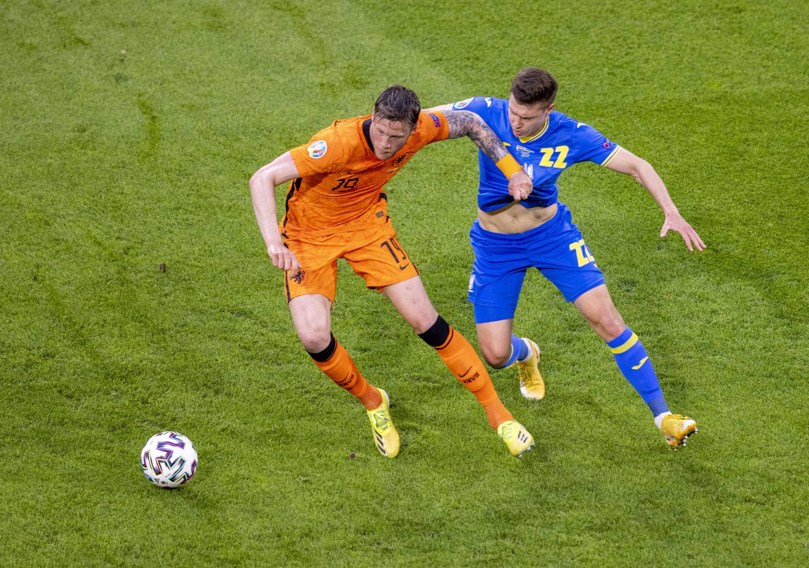 Сборная Украины едва не спасла матч с Голландией