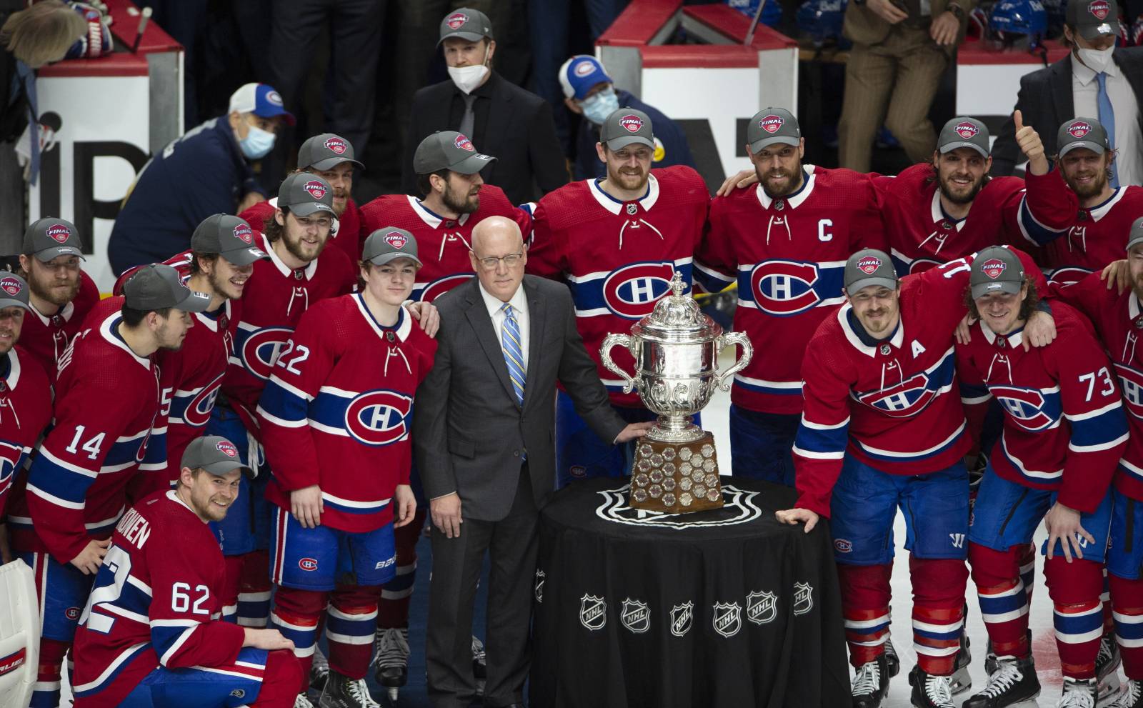 Хоккеисты «Монреаля» не стали трогать награду за победу в конференции