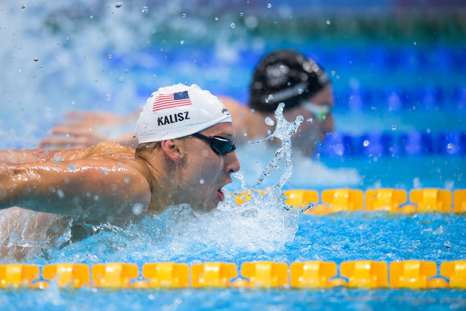 Американец Калиш стал первым чемпионом на Олимпиаде-2020 по плаванию