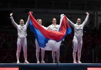 Две россиянки из трёх вышли в полуфинал Олимпиады в Токио у саблисток