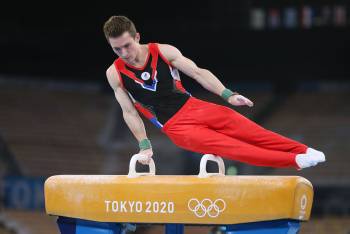 В Токио стартует финал мужского командного многоборья у гимнастов на Олимпиаде. Россия идёт за вторым золотом за день