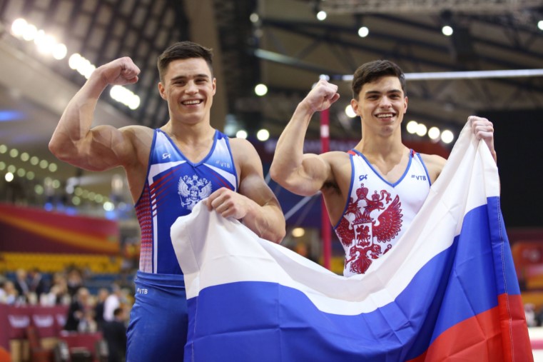 Российские гимнасты взяли долгожданное золото в командном многоборье 