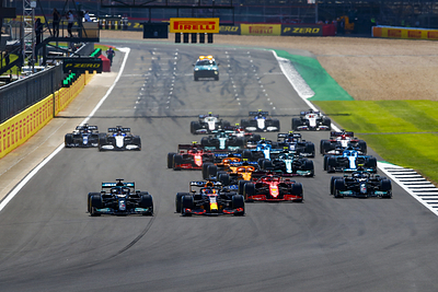 Саудовская Аравия может принять завершающую гонку сезона Формулы-1