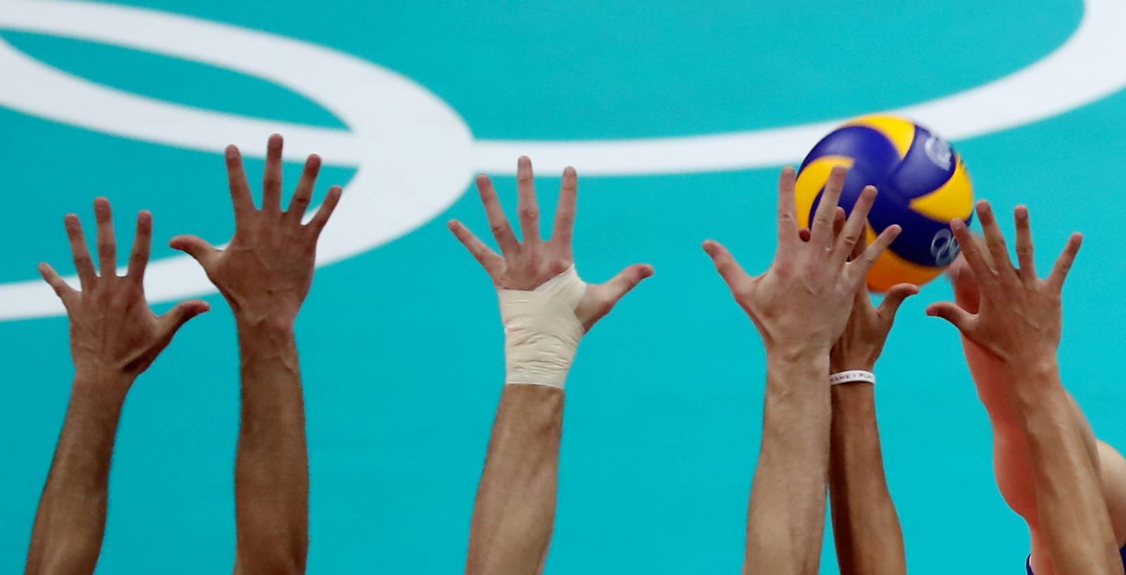 Реабилитировались: Российские волейболистки разбили Аргентину на Олимпиаде в Токио