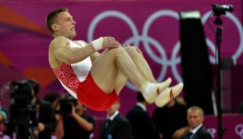 Украденное золото у России: Аблязин с лучшим выступлением получил только серебряную медаль в опорном прыжке