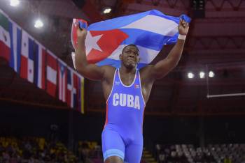 4-кратный олимпийский чемпион из Кубы признался, что обязан своими успехами Карелину