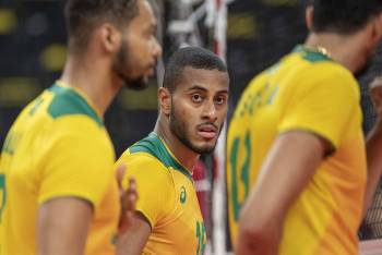 Бразильские волейболисты уверенно разобрались с Японией и поборются за выход в финал с Россией