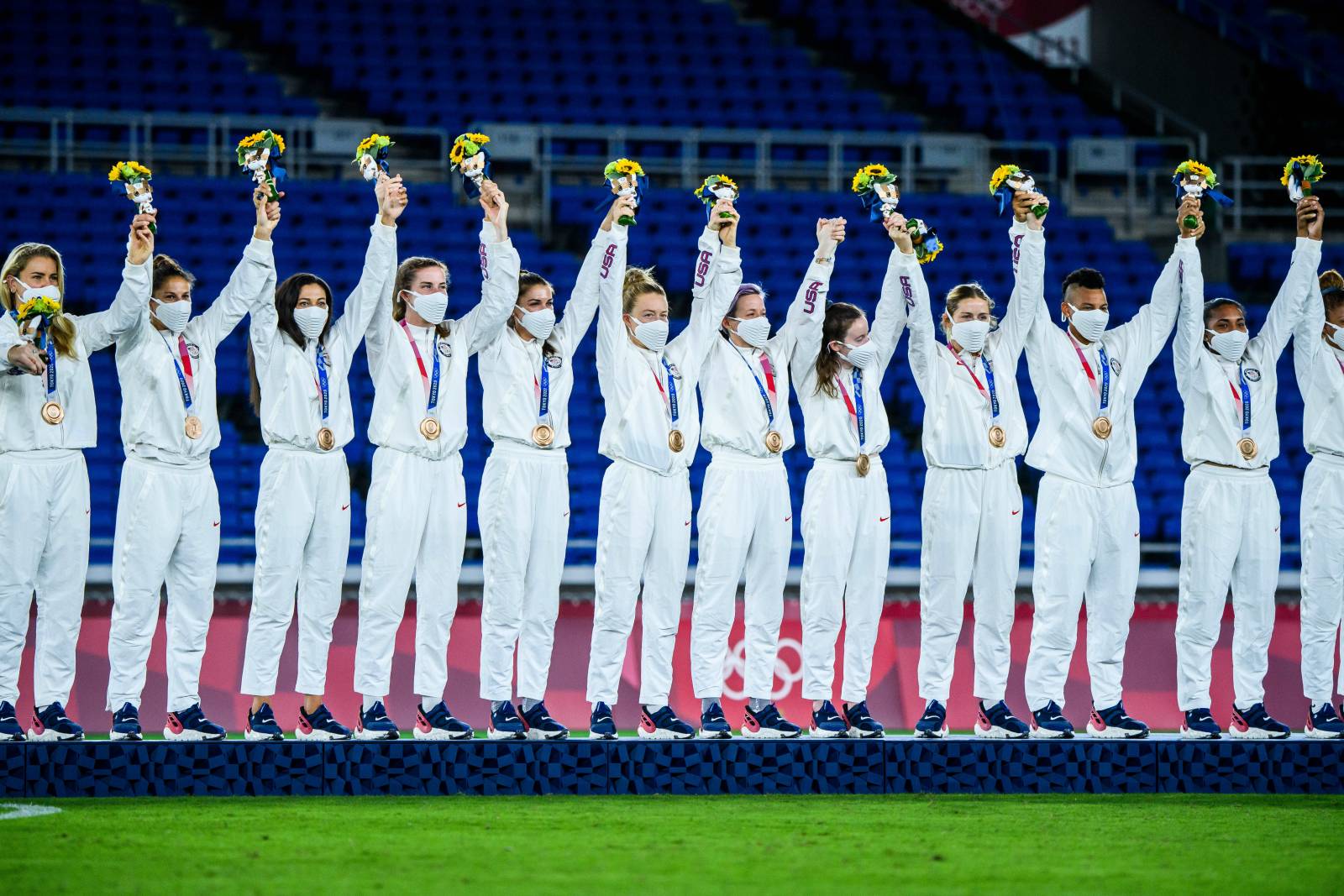 Токио 2020 виды спорта. Кубок олимпиада Токио. Главные события 25 летней олимпиады фото.