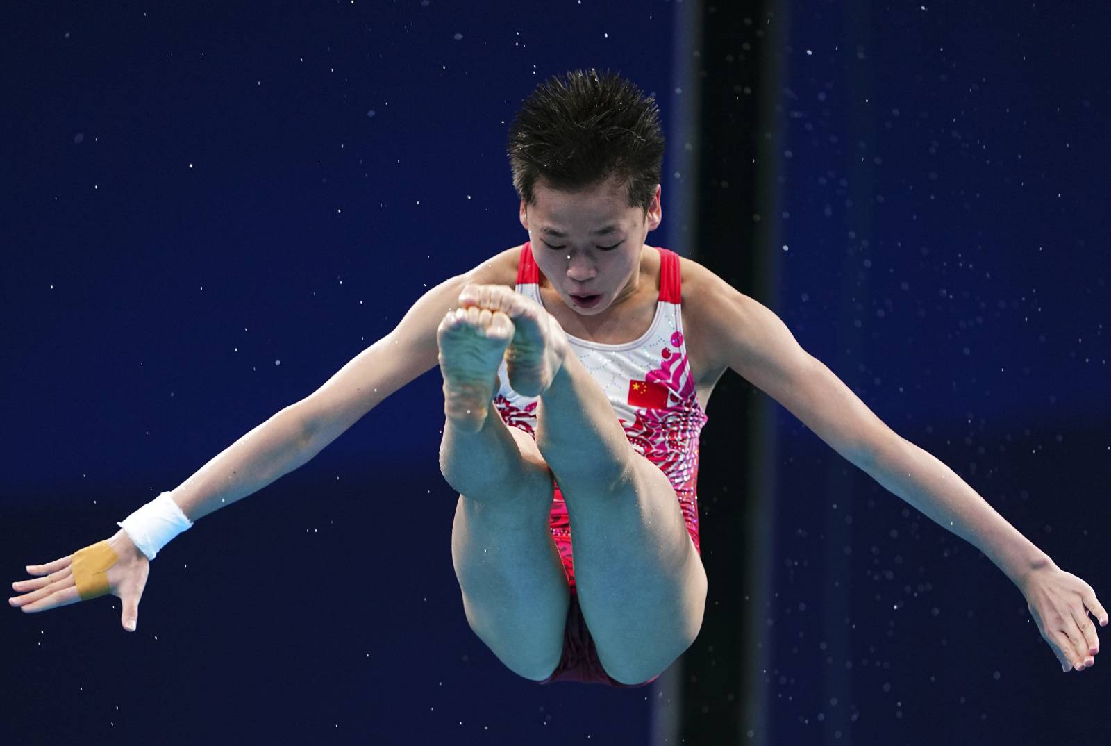 Семья китайской олимпийской чемпионки отказалась от 35 млн евро