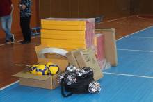 BetBoom помог школе из самого южного района Саратовской области − дети получили новый спортивный инвентарь