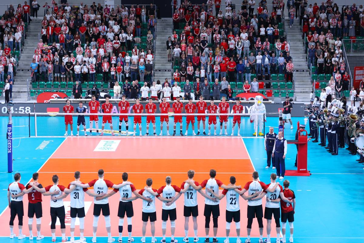 Волейбол лига прогноз. Сборная Италии 2023 волейбол. Волейбольная лига наций 2023 женщины. Лига наций волейбол 2023 эмблема.