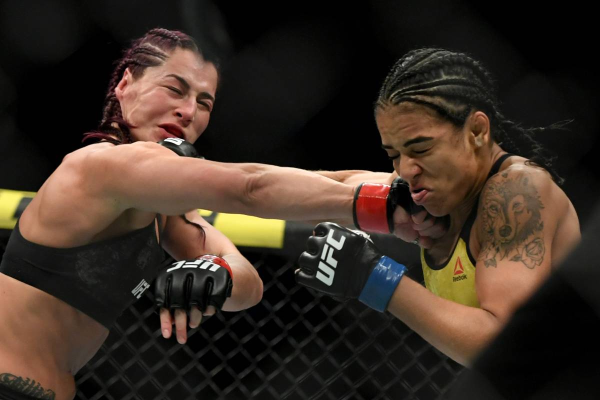 Kathleen Chakagyan - Vivian Araujo: UFC fight forecast