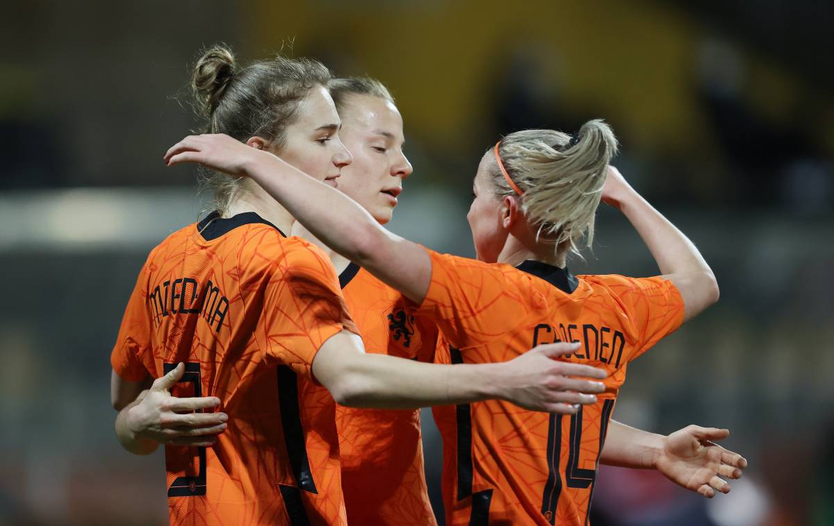 Holland – China: forecast for the women's football match of the group stage of the OI-2020
