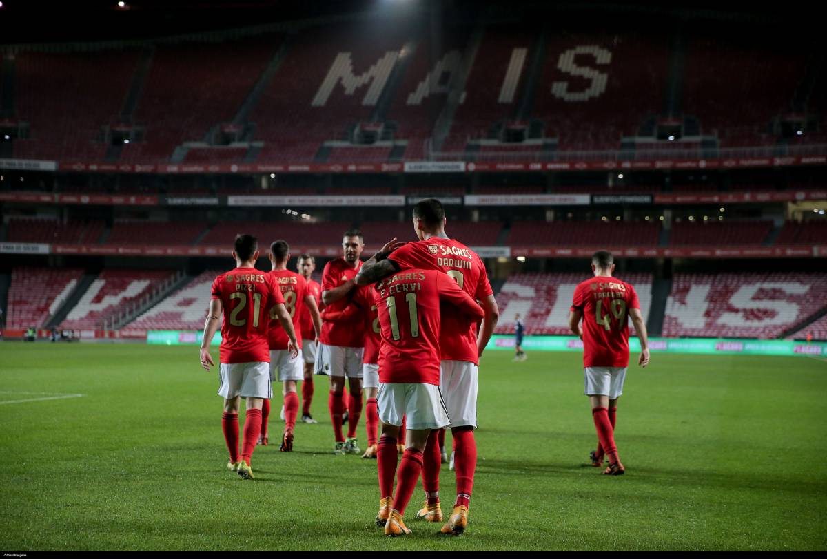 Бенфика - Фамаликан: Прогноз и ставка на матч чемпионата Португалии