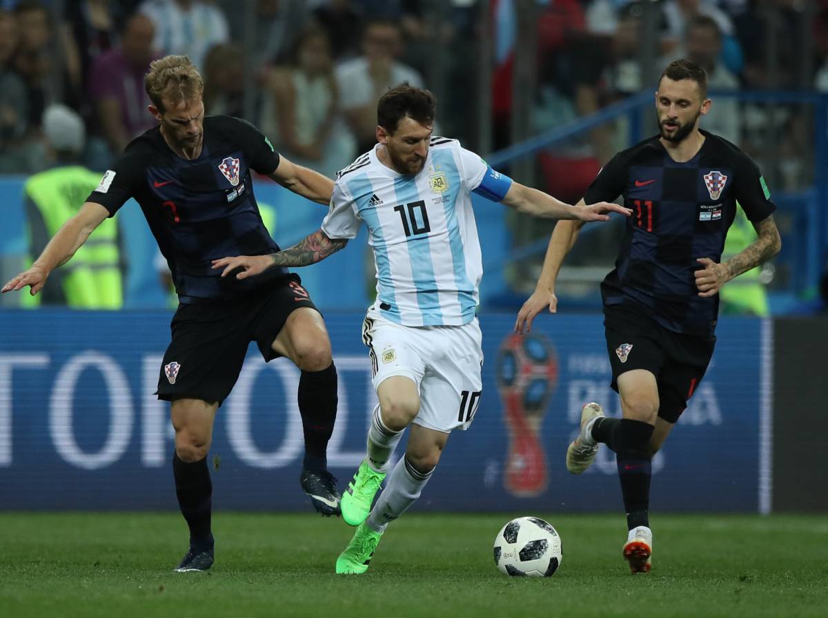 Аргентина – Хорватия: Прогноз и ставка на матч от Артура Петросьяна