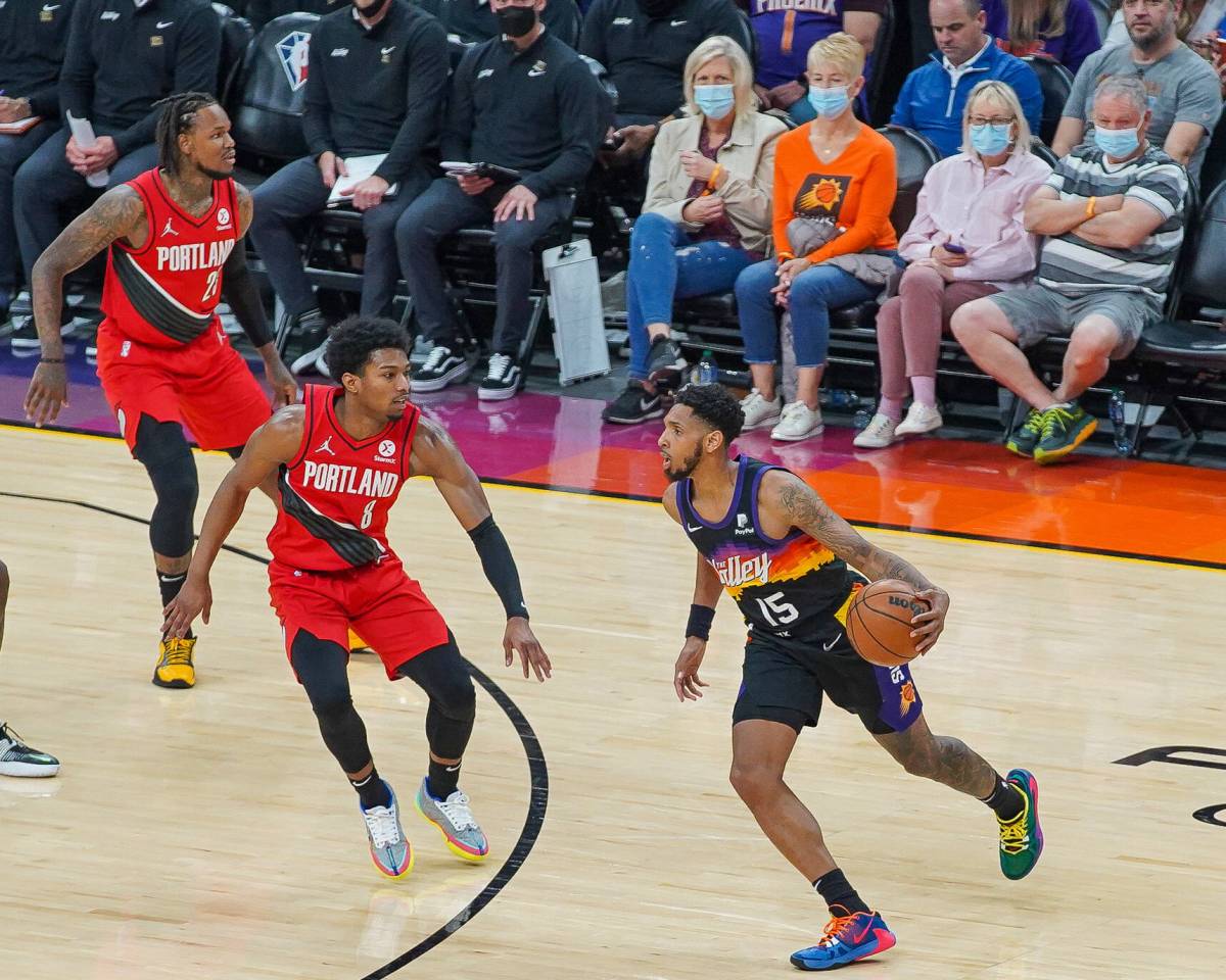 «Торонто Рэпторс» - «Портленд Трэйл Блэйзерс»: прогноз на матч регулярного первенства НБА